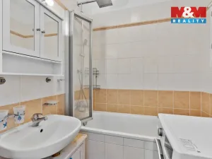 Pronájem bytu 2+kk, Hostivice, B. Němcové, 52 m2