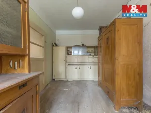 Prodej rodinného domu, Křinec, Dr. Chmelaře, 200 m2