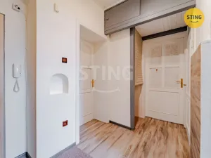 Prodej bytu 3+1, Opava, Komenského, 69 m2