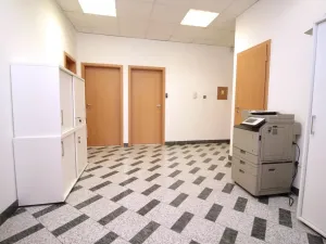 Pronájem kanceláře, Praha - Smíchov, Bozděchova, 213 m2