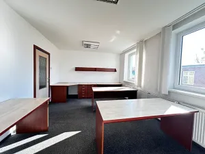 Pronájem kanceláře, Valašské Meziříčí, 170 m2
