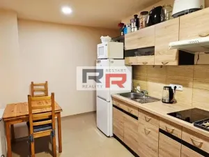 Pronájem pokoje, Olomouc, 8. května, 17 m2