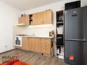 Pronájem bytu 2+kk, Opava - Kylešovice, Liptovská, 40 m2