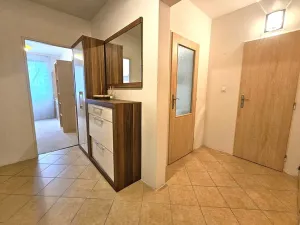 Pronájem bytu 3+kk, Praha, Machkova, 65 m2