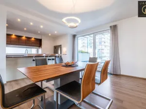 Pronájem bytu 3+kk, Praha - Malešice, Nad úžlabinou, 130 m2