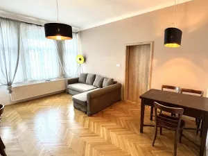 Pronájem bytu 3+kk, Praha - Libeň, V Holešovičkách, 70 m2