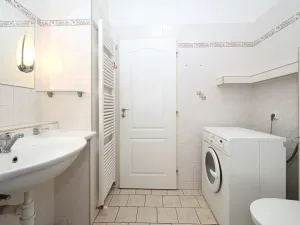 Pronájem bytu 1+kk, Praha - Holešovice, Janovského, 50 m2