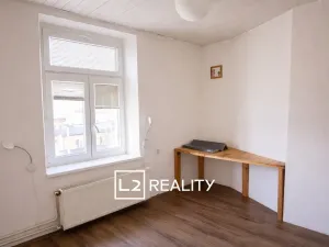 Pronájem bytu 3+1, Praha - Smíchov, Štefánikova, 124 m2