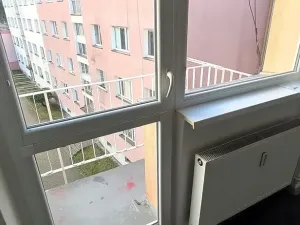 Pronájem bytu 2+1, Cheb, Kasární náměstí, 56 m2