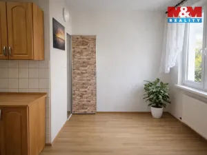 Pronájem bytu 3+1, Žlutice, Nádražní, 61 m2