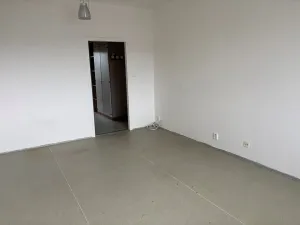 Pronájem bytu 1+1, Zlín, Nad Stráněmi, 32 m2
