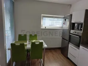 Pronájem bytu 1+kk, Hradec Králové, Svatojánská, 36 m2