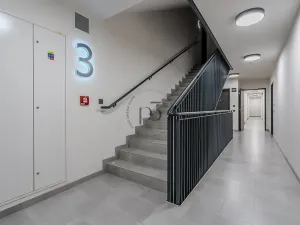 Pronájem bytu 2+kk, Praha - Prosek, Čakovická, 43 m2