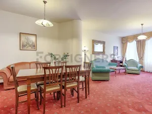 Prodej ubytování, Karlovy Vary, Mariánskolázeňská, 1425 m2