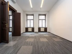 Pronájem kanceláře, Praha - Nové Město, Na struze, 212 m2