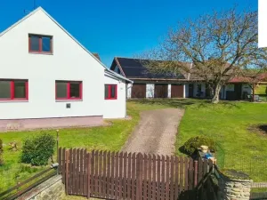 Prodej vícegeneračního domu, Vrcovice, 296 m2