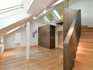 Pronájem bytu 3+1, Praha, U akademie, 130 m2