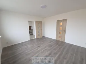 Pronájem bytu 2+1, Krnov - Pod Bezručovým vrchem, Budovatelů, 45 m2