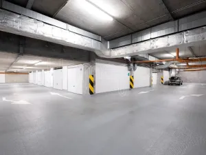 Prodej garáže, Praha - Smíchov, Tomkova, 19 m2