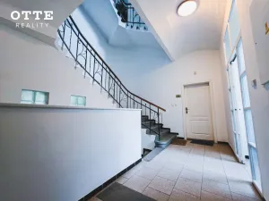 Pronájem kanceláře, Plzeň, Zborovská, 75 m2