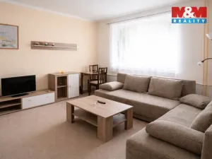 Pronájem bytu 1+1, Pardubice, Sukova třída, 40 m2