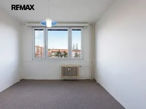 Prodej bytu 3+1, Praha - Malešice, Počernická, 72 m2