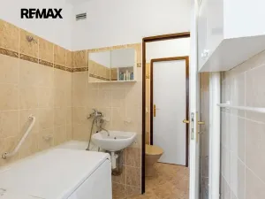 Prodej bytu 3+1, Praha - Malešice, Počernická, 72 m2