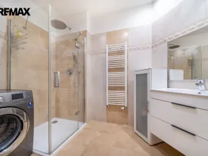 Pronájem bytu 6+kk a větší, Karlovy Vary, Na Vyhlídce, 145 m2