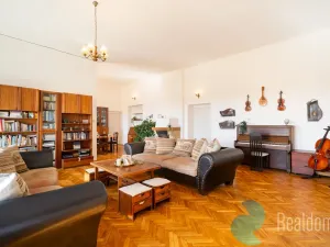 Prodej rodinného domu, Kaplice - Rozpoutí, 330 m2