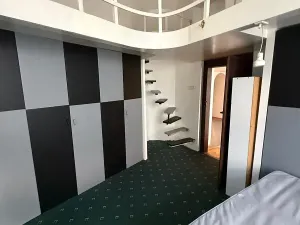 Prodej bytu 2+kk, Praha, Rybalkova, 56 m2