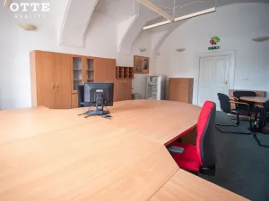 Pronájem kanceláře, Plzeň, náměstí Republiky, 247 m2