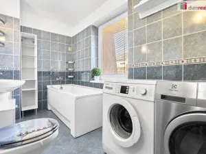 Prodej rodinného domu, Ostrov, Krušnohorská, 340 m2