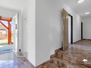 Prodej bytu 3+1, Hlohová, 92 m2