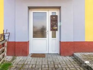 Prodej bytu 2+1, Hlohová, 64 m2