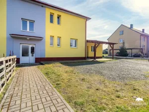 Prodej bytu 2+1, Hlohová, 64 m2