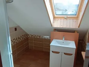 Pronájem bytu 4+1, Kamýk nad Vltavou, 75 m2
