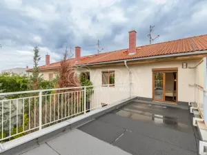 Prodej rodinného domu, Zbuzany, Lomená, 162 m2