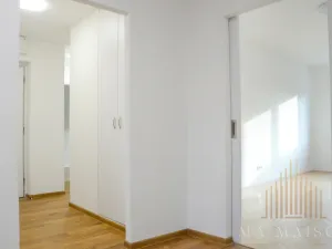 Pronájem bytu 4+kk, Praha - Vinohrady, Nad olšinami, 70 m2