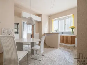 Prodej bytu 3+1, Pardubice - Zelené Předměstí, Sladkovského, 85 m2