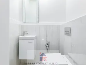 Prodej kanceláře, Praha - Komořany, Pod lesem, 440 m2