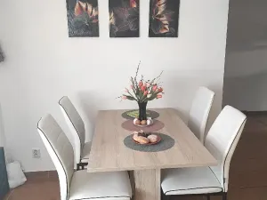 Prodej rodinného domu, Dobročovice, 120 m2