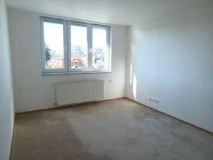 Pronájem bytu 2+1, České Budějovice - České Budějovice 7, Lidická tř., 57 m2