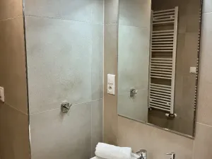 Pronájem bytu 1+kk, Praha - Hloubětín, Poděbradská, 32 m2