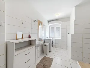 Prodej vícegeneračního domu, Hvozd, 216 m2