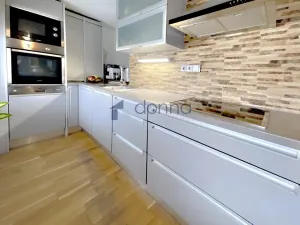 Prodej bytu 4+kk, Praha, Tolstého, 145 m2