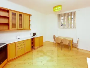 Prodej bytu 2+1, Praha - Smíchov, Na Březince, 66 m2