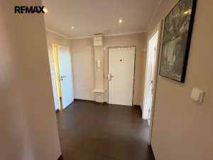 Pronájem bytu 3+kk, Praha - Krč, Hurbanova, 61 m2