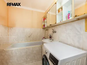 Prodej bytu 3+kk, Praha - Dejvice, Mydlářka, 51 m2