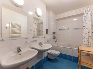 Pronájem bytu 3+kk, Praha - Vokovice, Tibetská, 106 m2