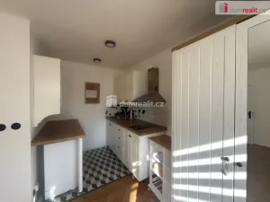 Pronájem bytu 2+kk, Povrly, 5. května, 38 m2